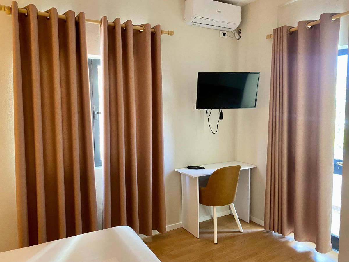 Hotel Globo Durrës 外观 照片