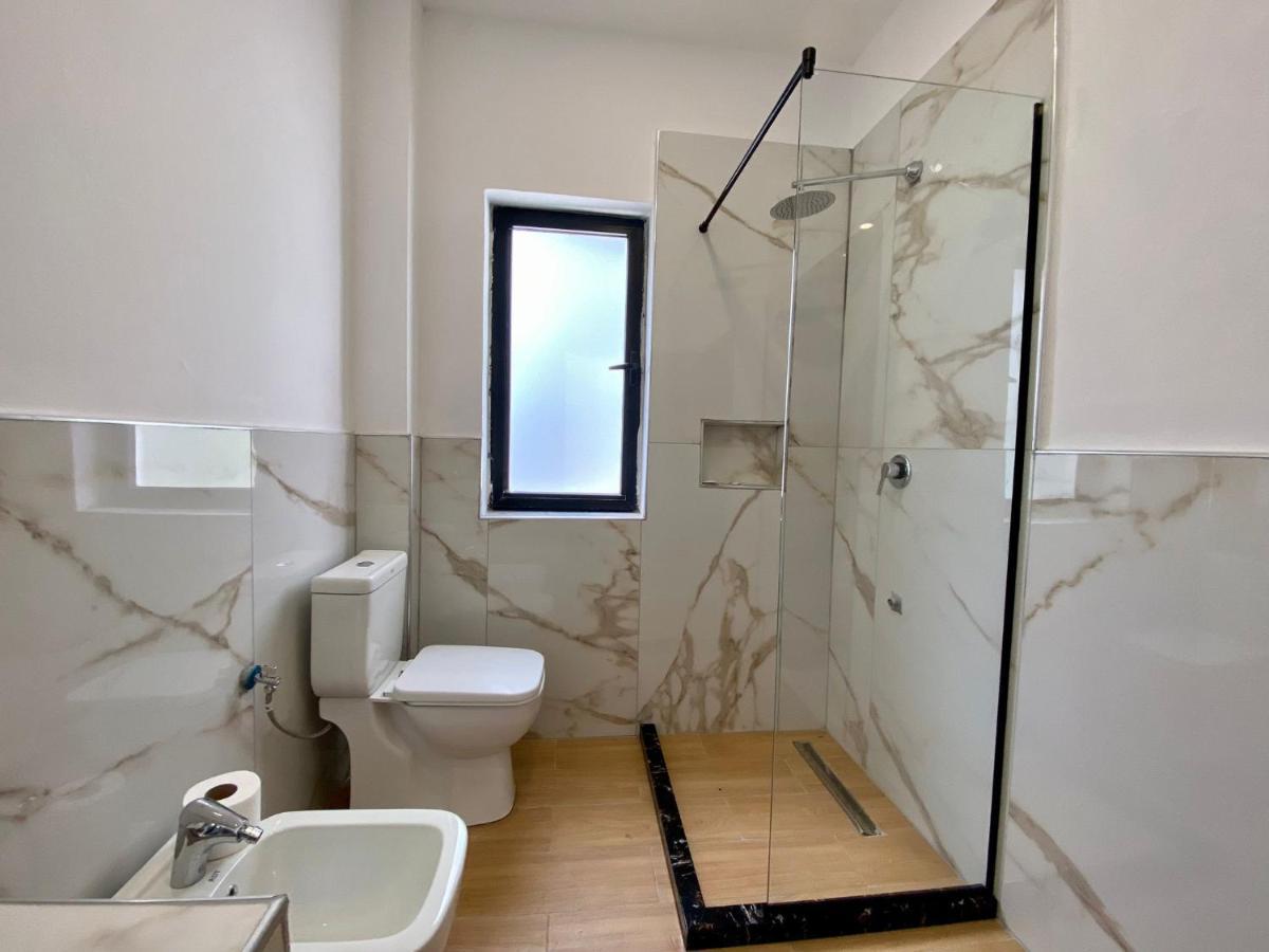 Hotel Globo Durrës 外观 照片
