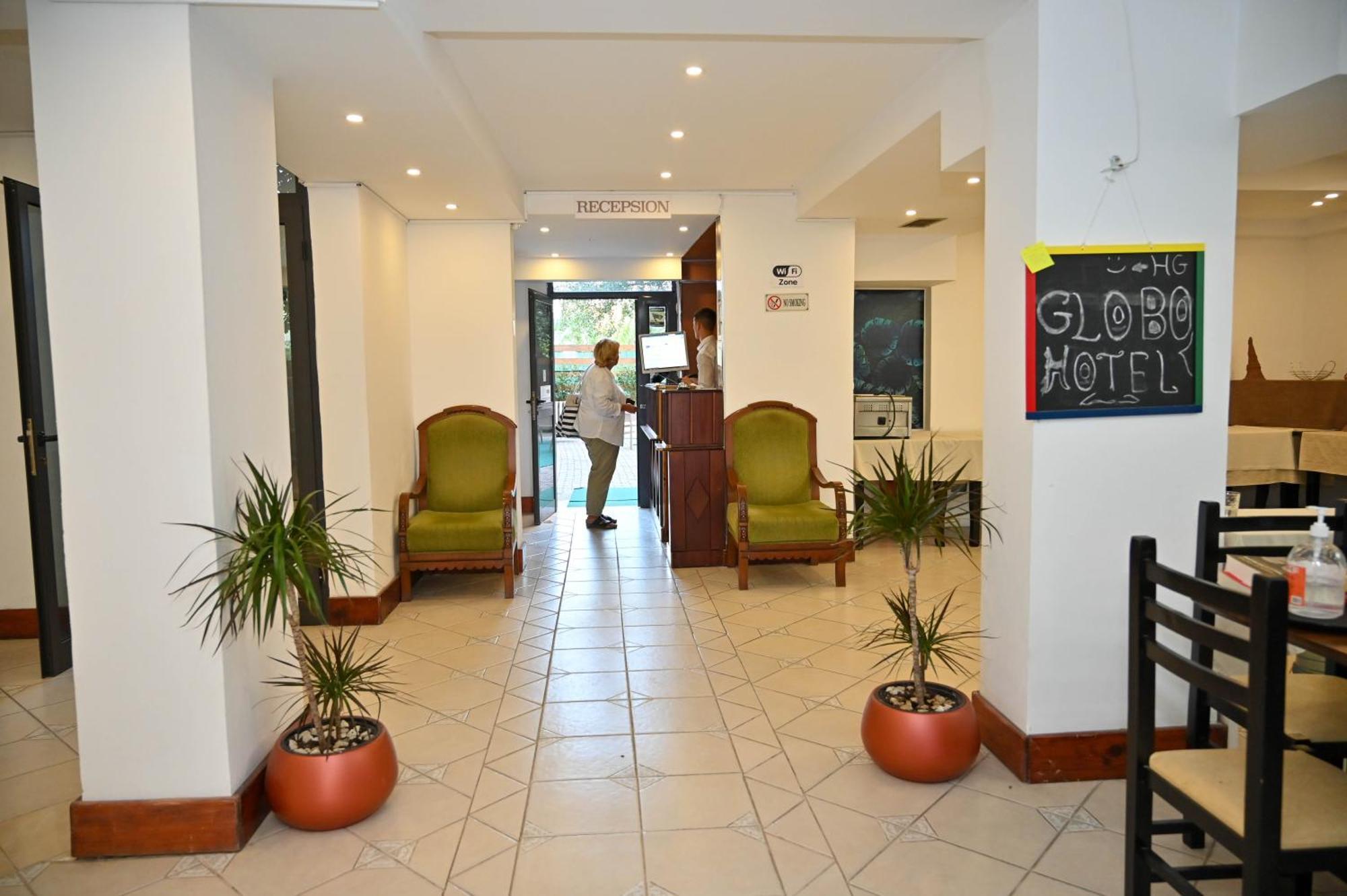 Hotel Globo Durrës 外观 照片