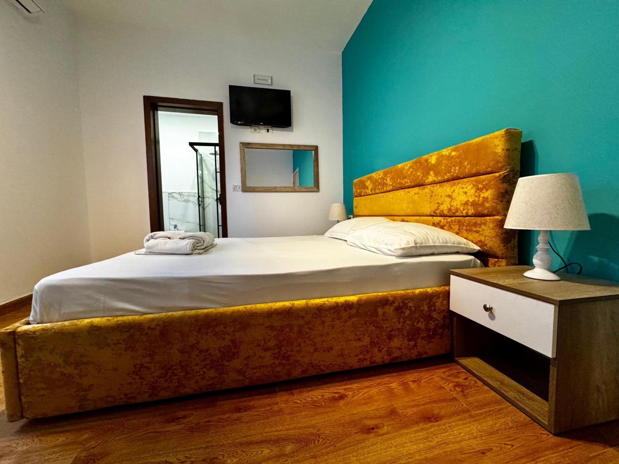 Hotel Globo Durrës 外观 照片