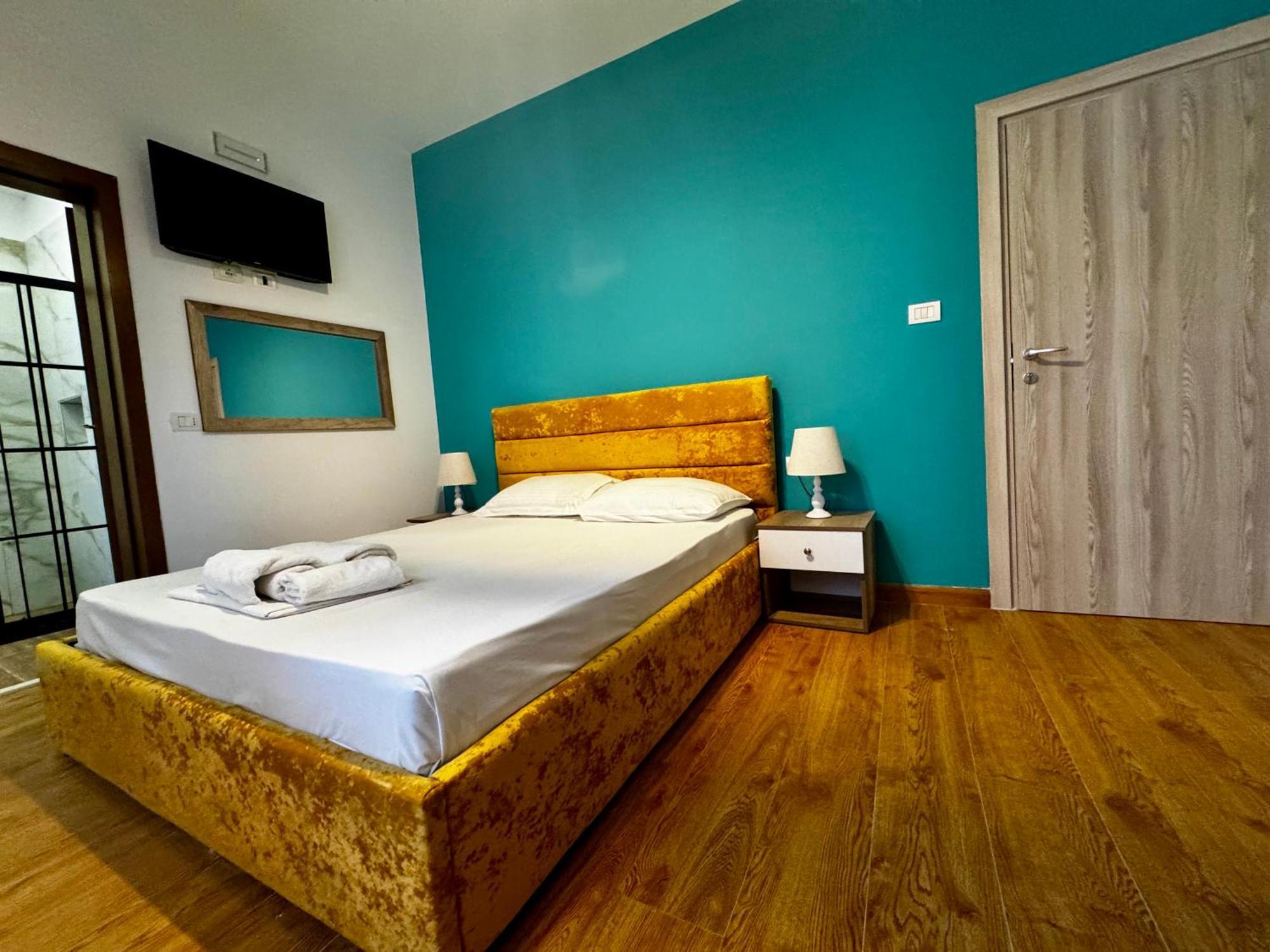 Hotel Globo Durrës 外观 照片